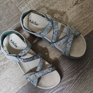 Taos Gray Sandals